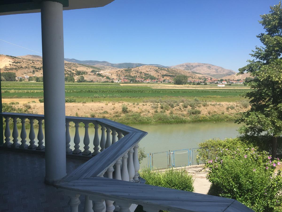 Hotel Villa Kabashi Korça Kültér fotó